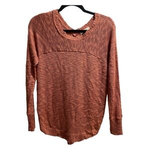 Pink Rose‎ lightweight Sweater size Medium, Rustic Orange color